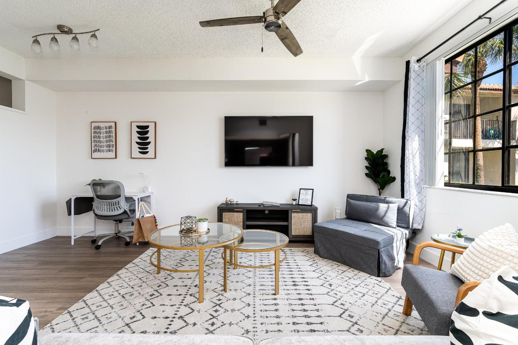 דלריי ביץ' Newly Renovated Townhome With King Bed מראה חיצוני תמונה