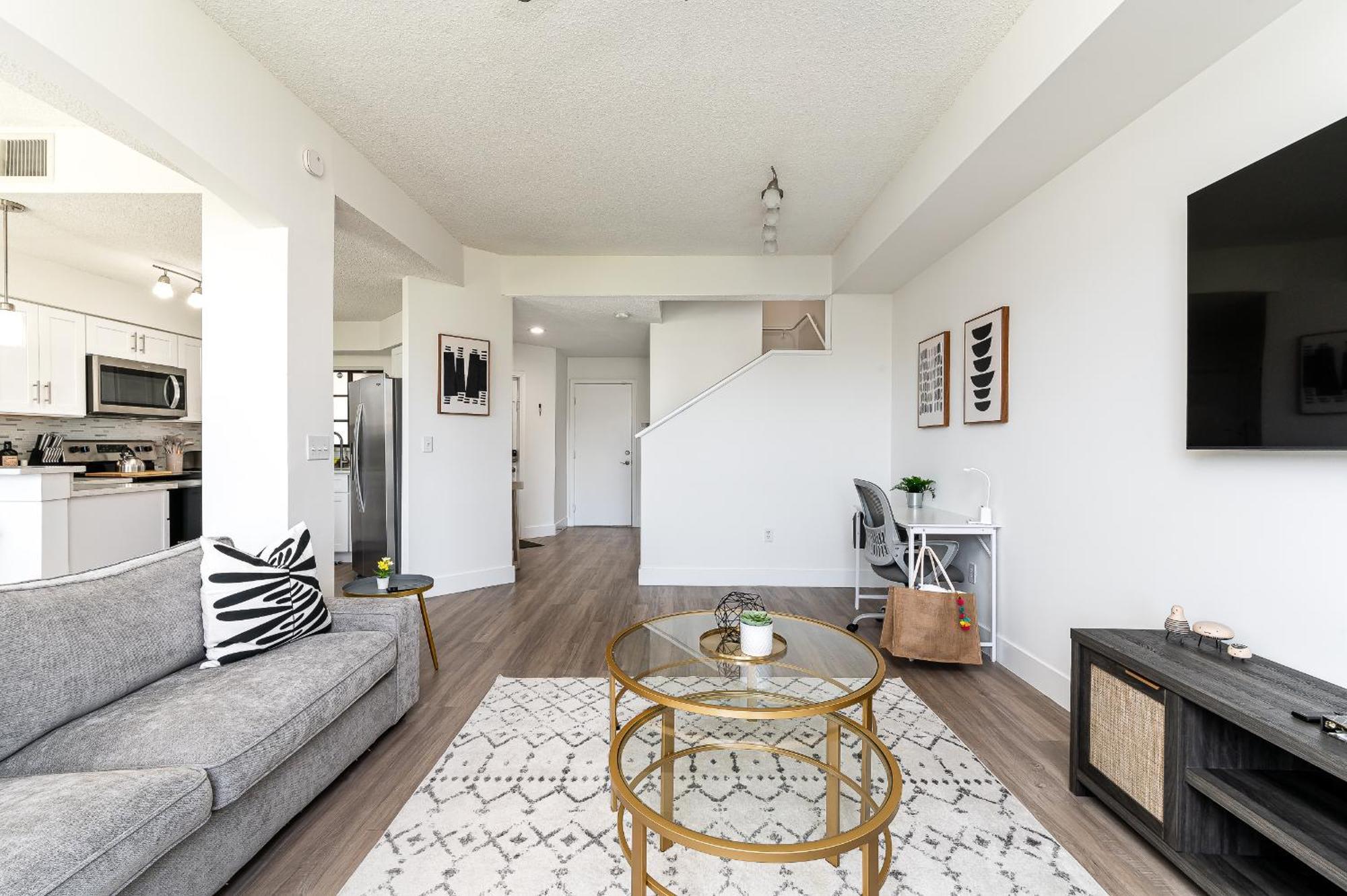 דלריי ביץ' Newly Renovated Townhome With King Bed מראה חיצוני תמונה